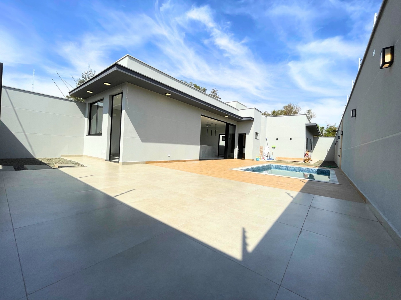 Casa em Condomínio entregue pela Le Mans Construtora em Cond. Rivera, Piracicaba/SP